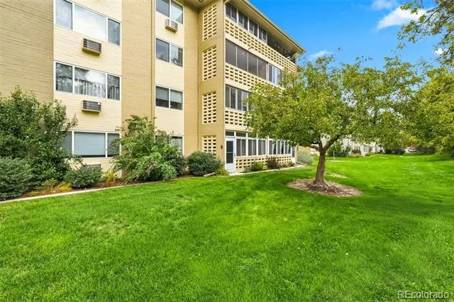 655 S Alton Way #10A Denver, CO 80247