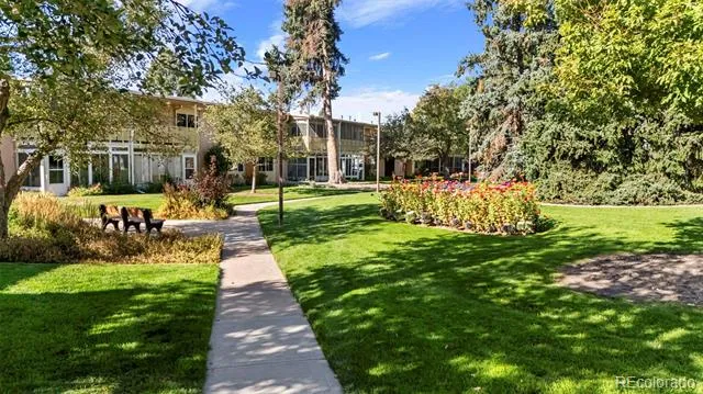 655 S Alton Way #10A Denver, CO 80247