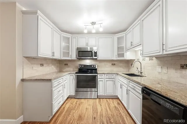 655 S Alton Way #10A Denver, CO 80247