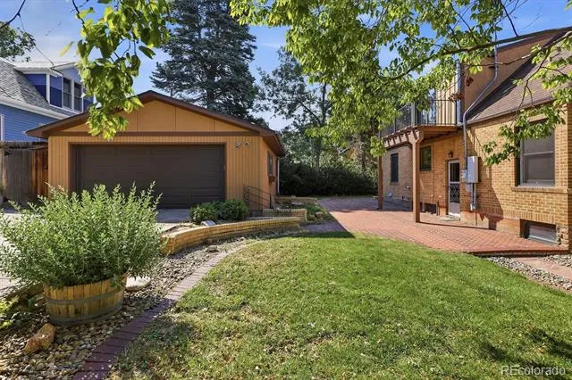 1801 East Street Golden, CO 80401