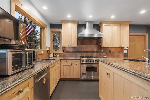 33077 Alta Vista Drive Evergreen, CO 80439