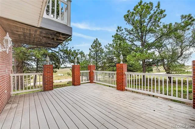 2181 Woodpecker Lane Elizabeth, CO 80107