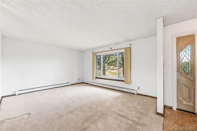 2181 Woodpecker Lane Elizabeth, CO 80107
