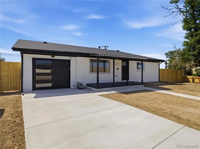 3195 Xanadu Street Aurora, CO 80011