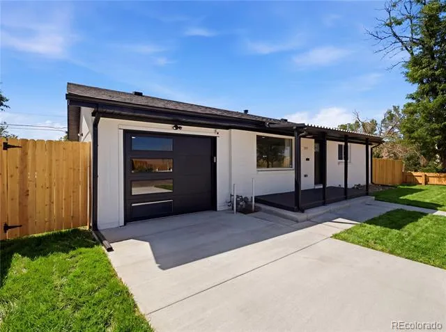 3195 Xanadu Street Aurora, CO 80011