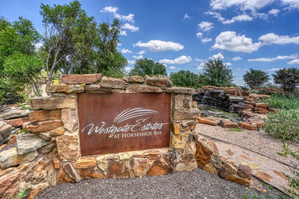 143 Westgate Loop Horseshoe Bay, TX 78657