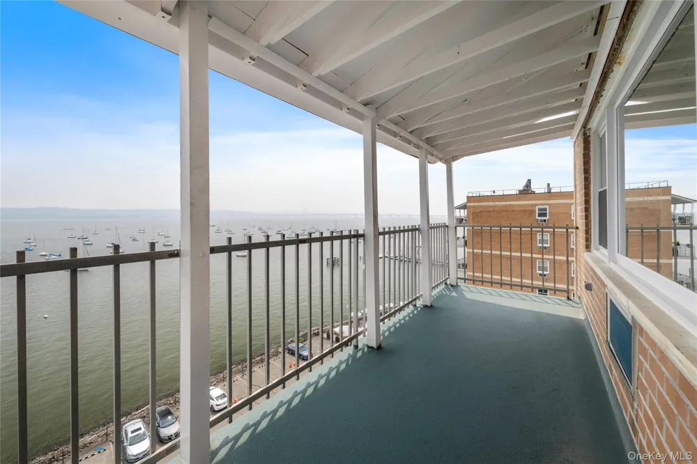 101 Gedney Street #6U Nyack, NY 10960