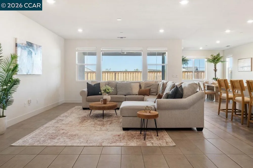 6808 Verbena St Tracy, CA 95377
