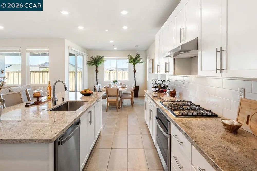 6808 Verbena St Tracy, CA 95377