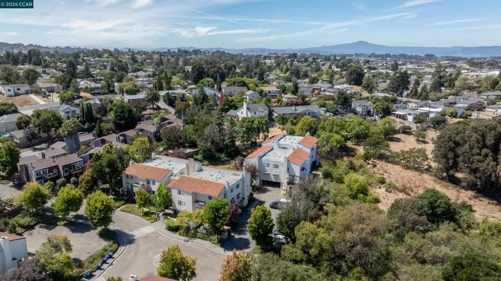 1729 Dalessi Dr Pinole, CA 94564