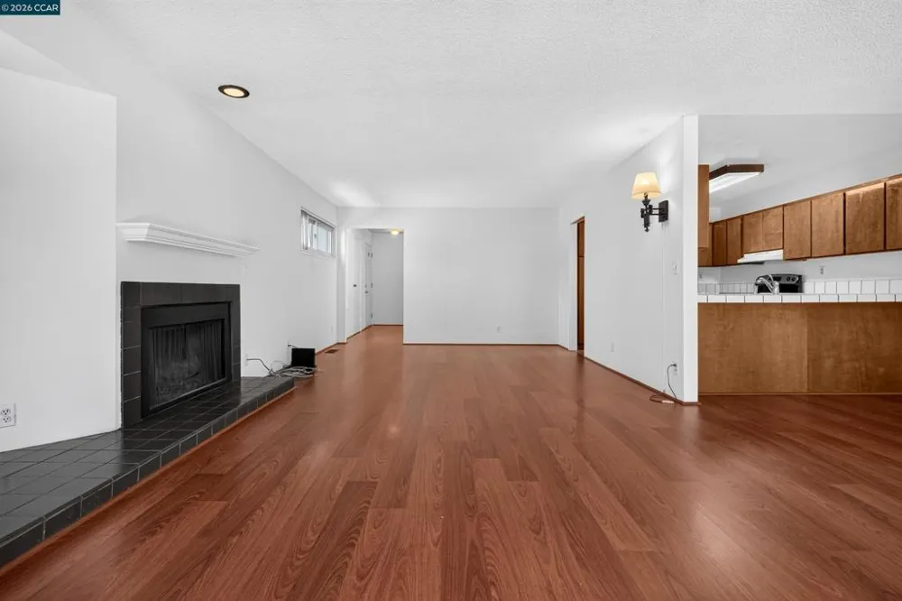 1729 Dalessi Dr Pinole, CA 94564