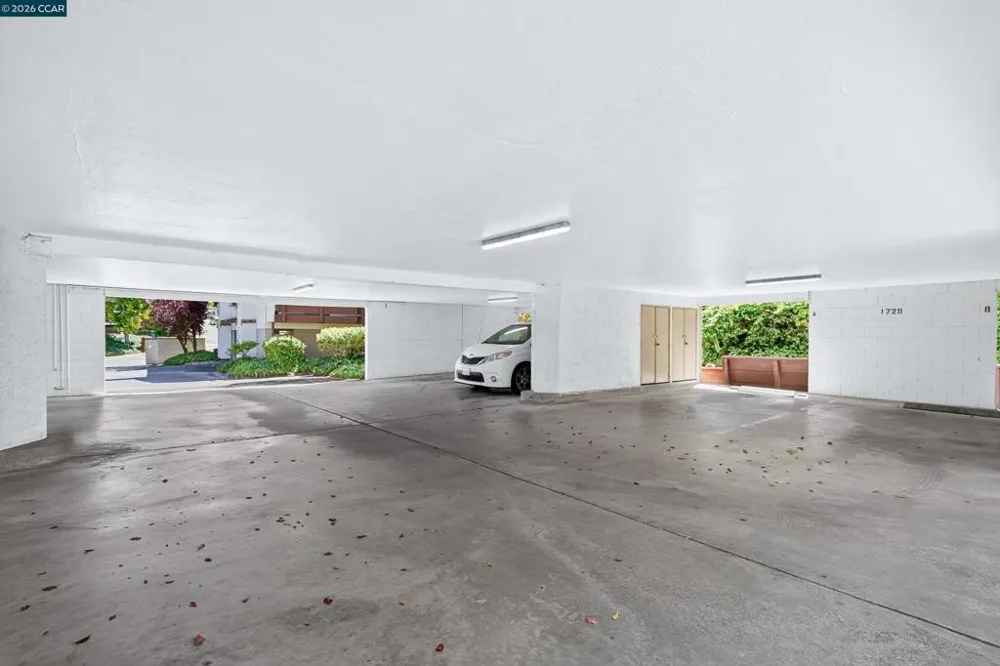1729 Dalessi Dr Pinole, CA 94564