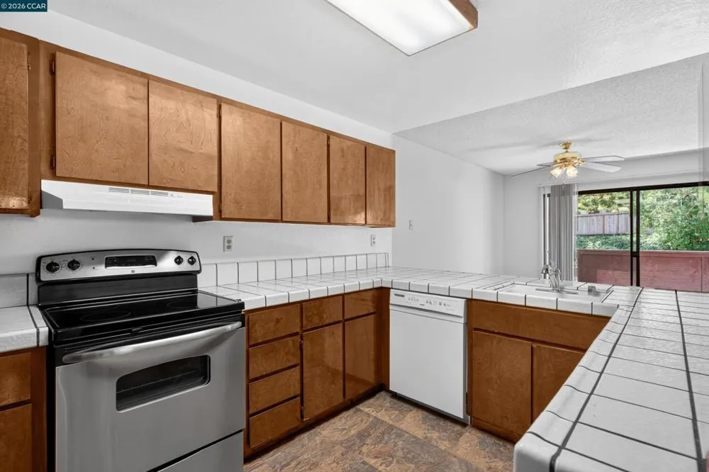 1729 Dalessi Dr Pinole, CA 94564