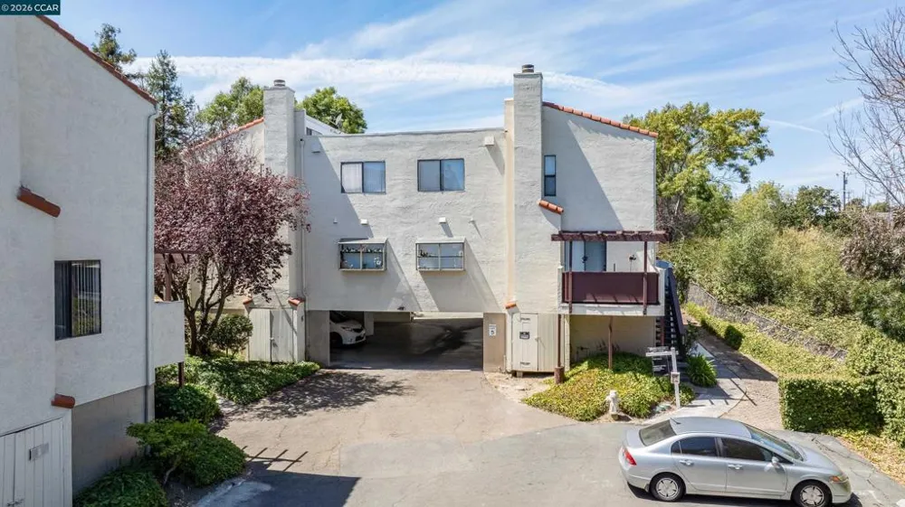 1729 Dalessi Dr Pinole, CA 94564