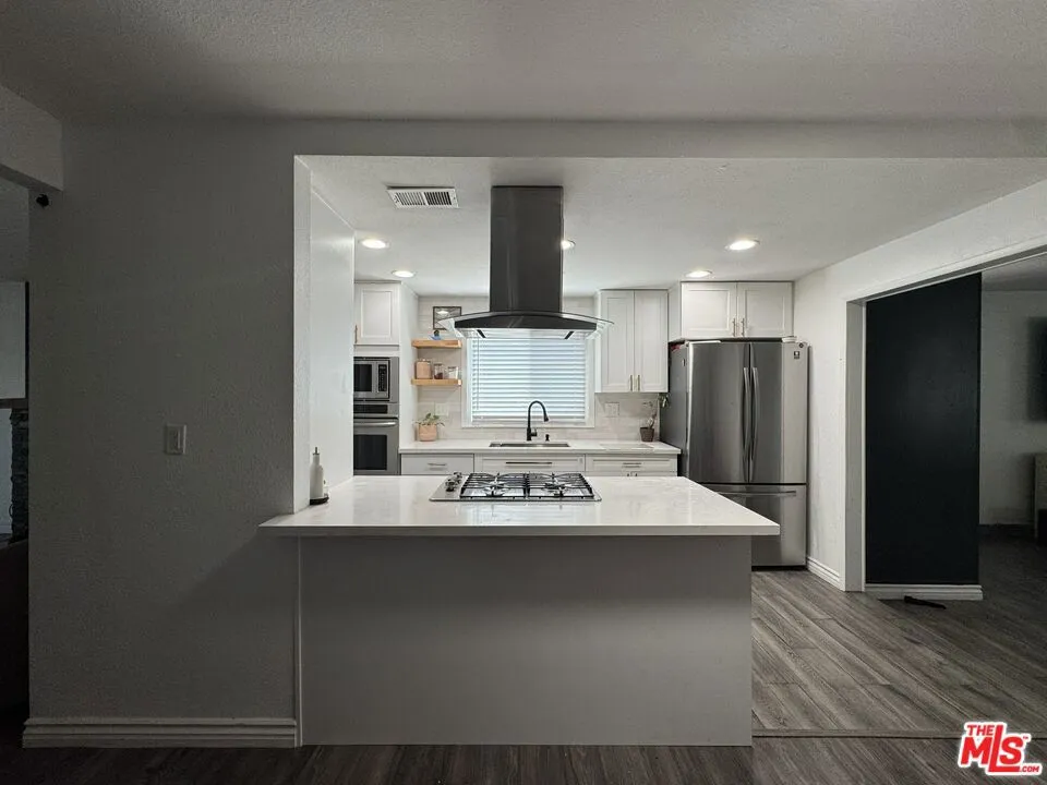 9725 Kimberly Avenue Montclair, CA 91763