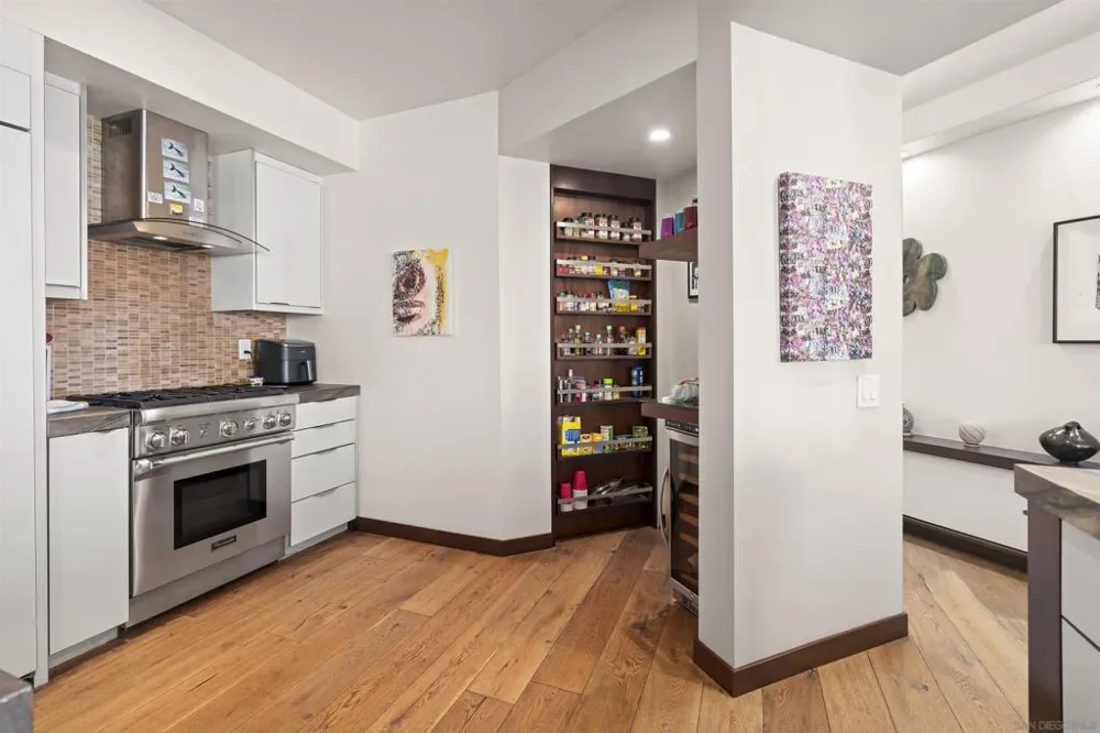 1133 1st St #119 Coronado, CA 92118