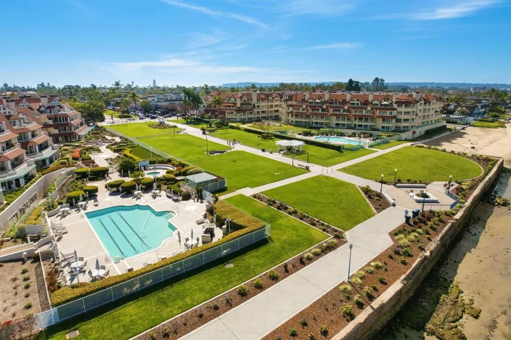 1133 1st St #119 Coronado, CA 92118