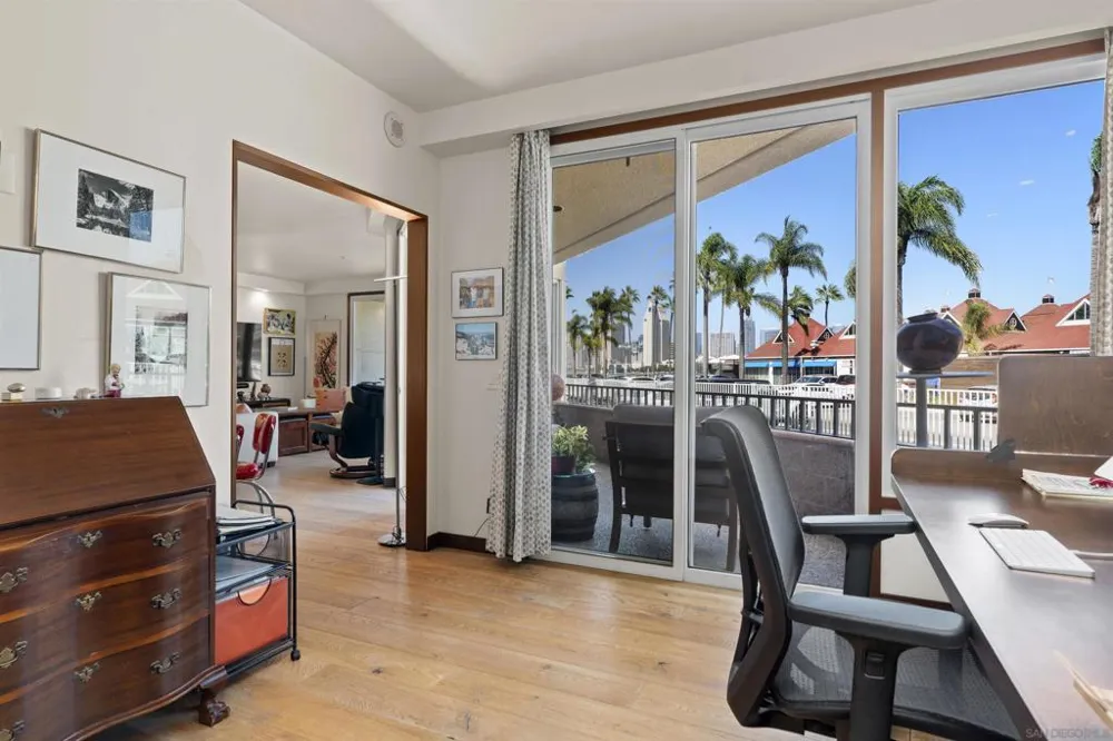 1133 1st St #119 Coronado, CA 92118