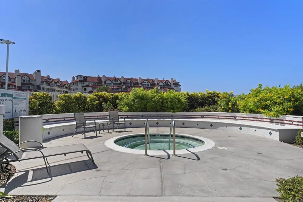 1133 1st St #119 Coronado, CA 92118