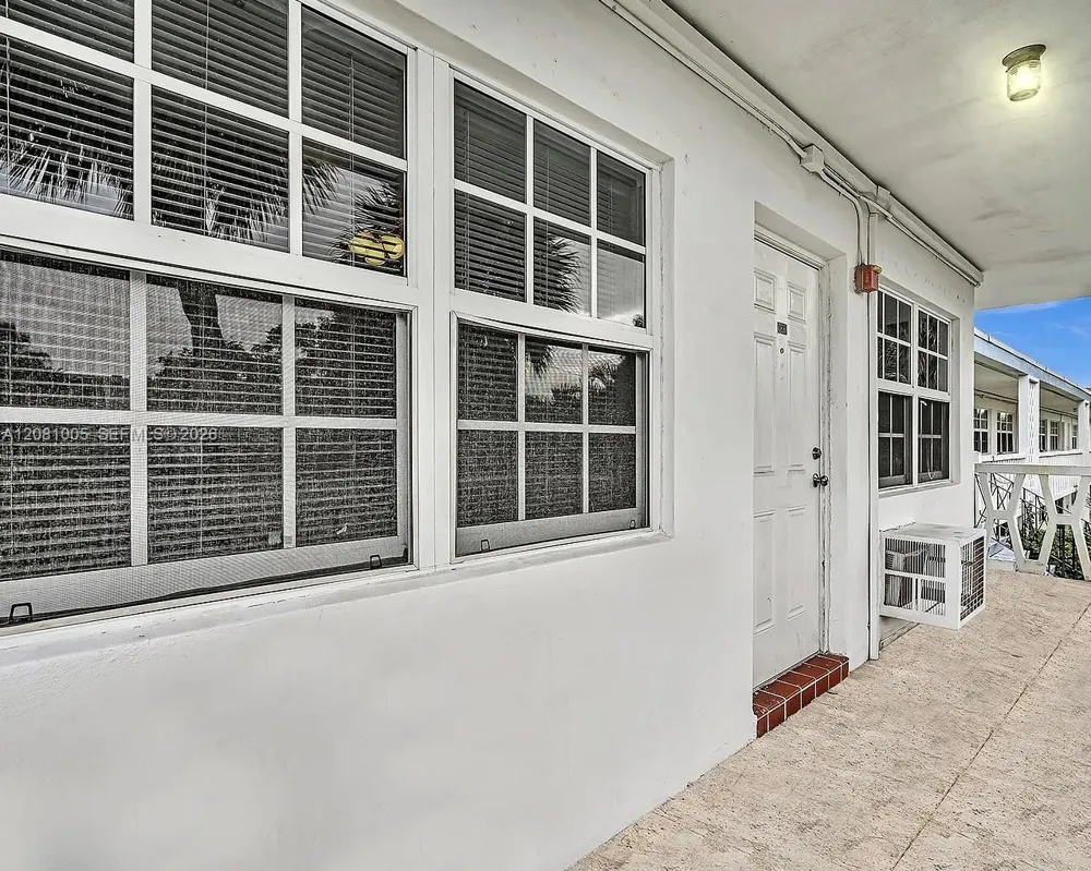 1451 NE 170th St #201A North Miami Beach, FL 33162