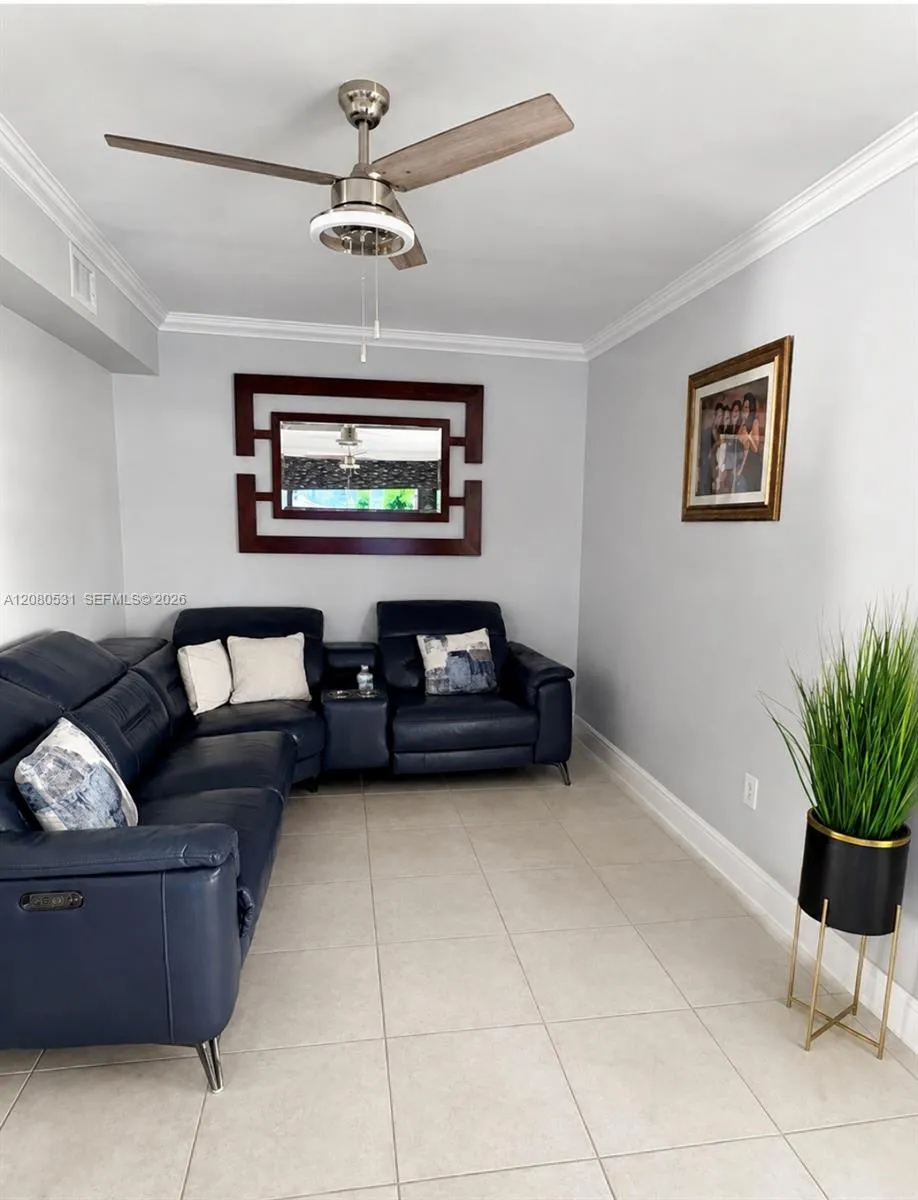 5505 W 14th Ln Hialeah, FL 33012