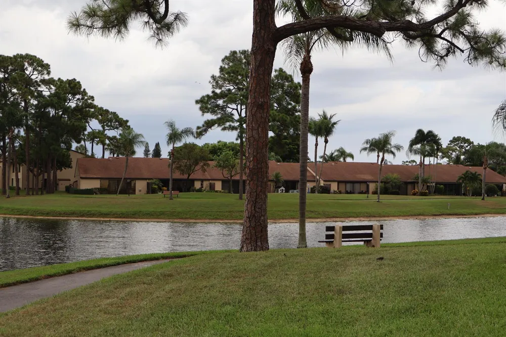 603 Sea Pine Way #H3 