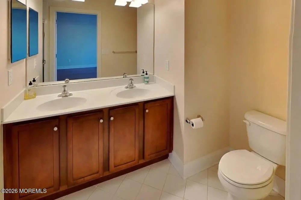 2346 NJ-33 #406 Robbinsville, NJ 08691