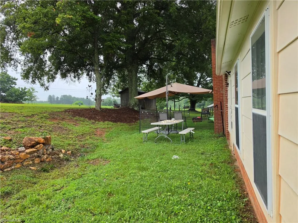 4606 Wards Gap Rd Wards Gap Road Cana, VA 24317