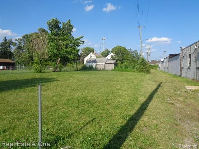 11624 Dwyer Street Detroit City, MI 48212