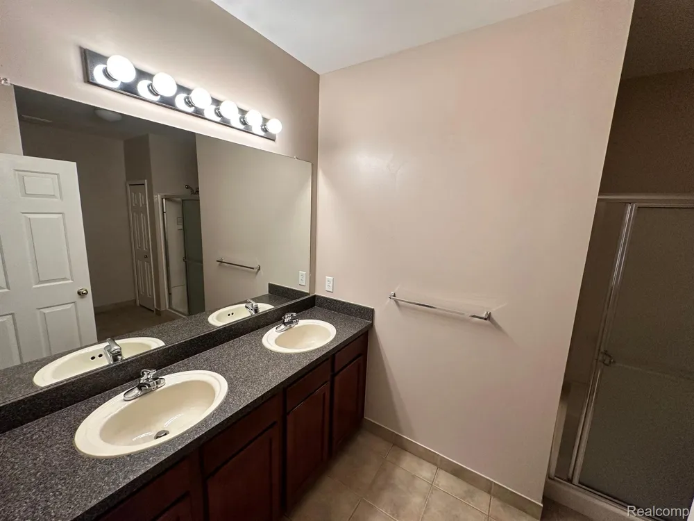 2354 PINECROFT DRIVE Canton Charter Township, MI 48188