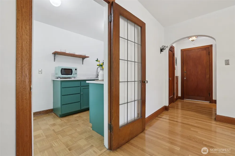 408 Bellevue Avenue E #206 Seattle, WA 98102