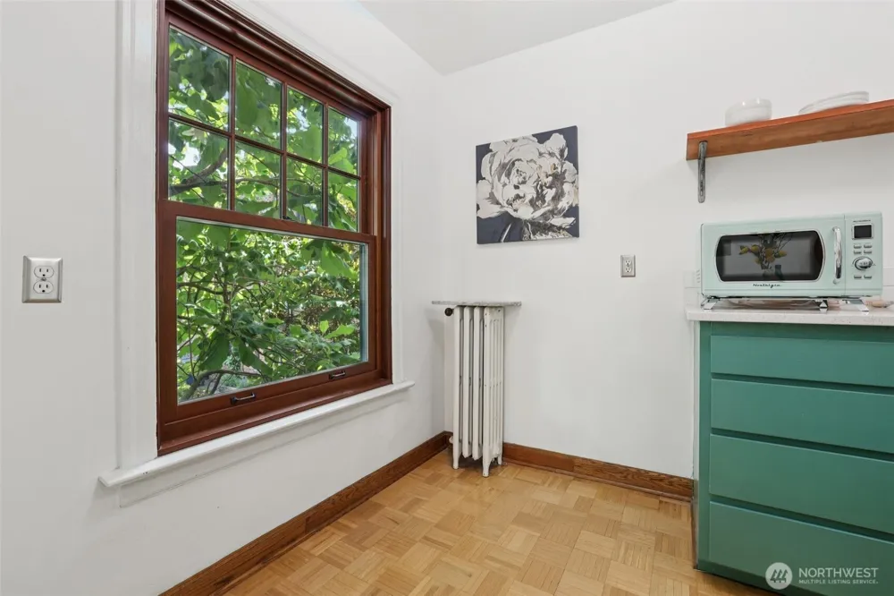 408 Bellevue Avenue E #206 Seattle, WA 98102