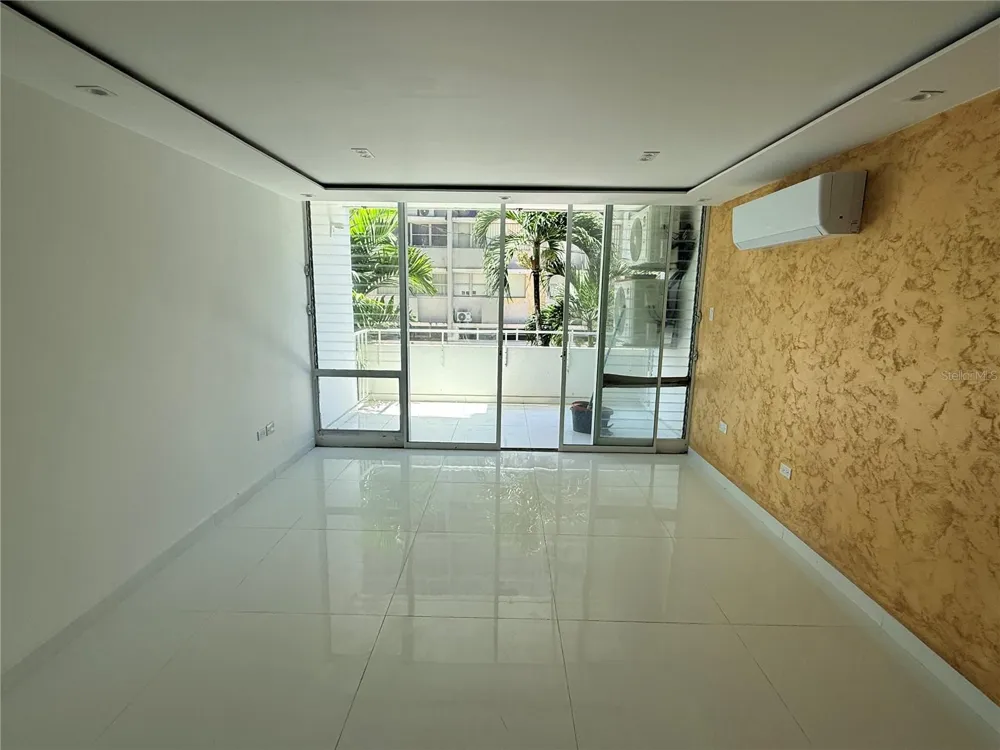 14 CALLE MARSEILLES #204 San Juan, PR 00907