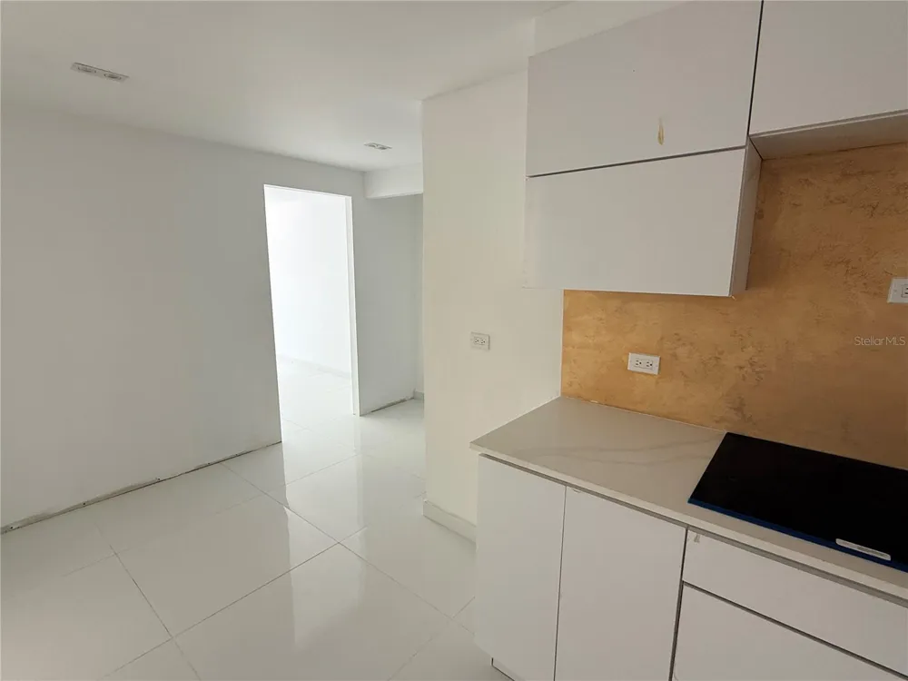 14 CALLE MARSEILLES #204 San Juan, PR 00907