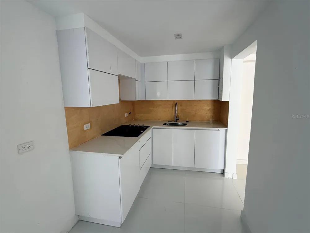 14 CALLE MARSEILLES #204 San Juan, PR 00907