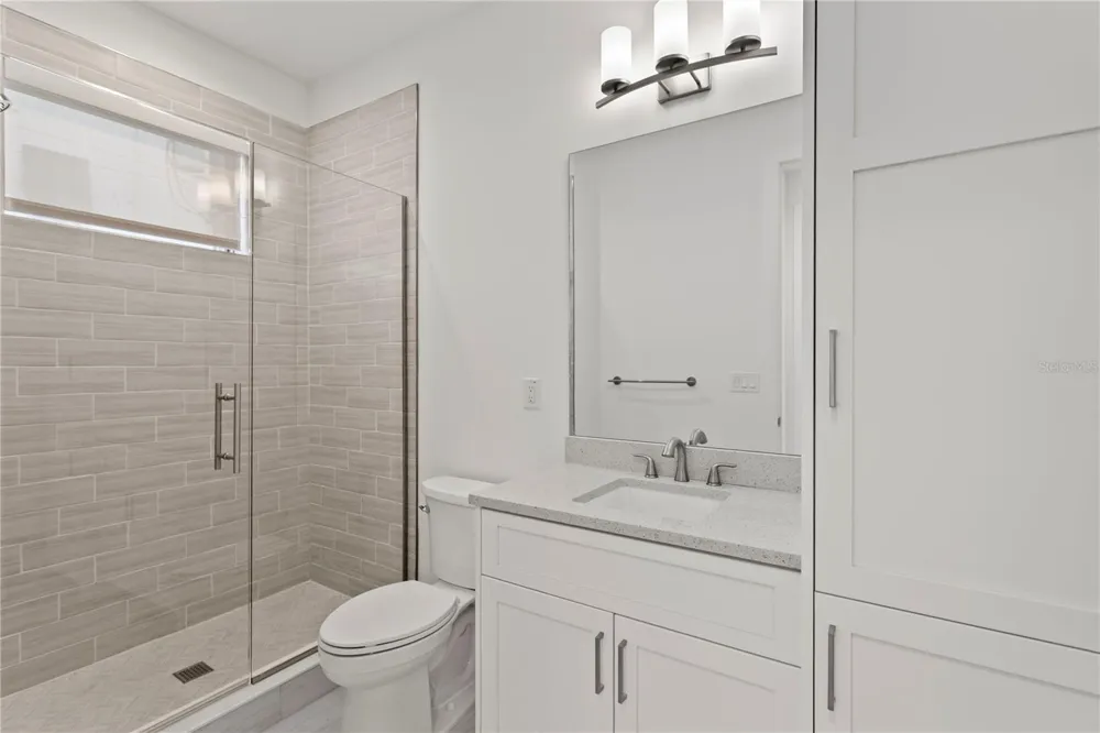 90 COLUMBIA DRIVE #5 Tampa, FL 33606