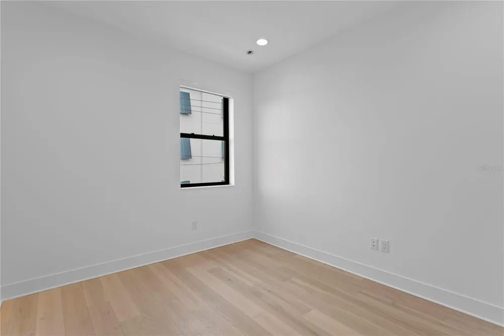 90 COLUMBIA DRIVE #5 Tampa, FL 33606