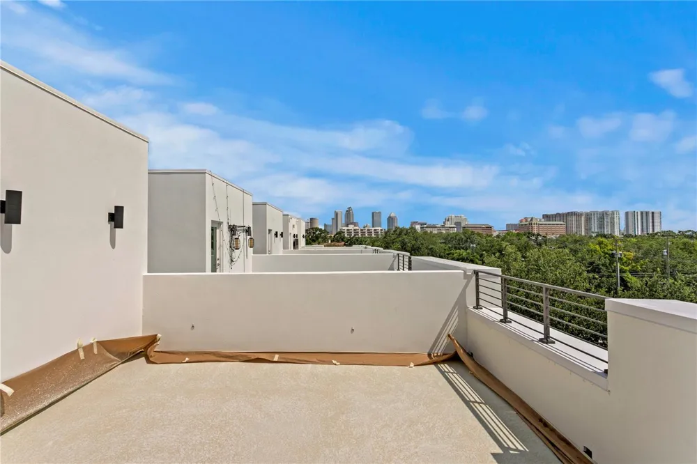 90 COLUMBIA DRIVE #5 Tampa, FL 33606