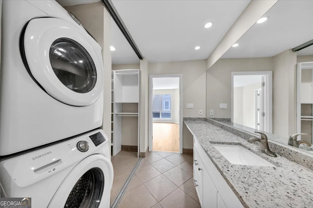 244 13th ST NE Atlanta, GA 30309