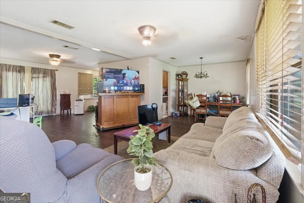 109 Avalon DR Warner Robins, GA 31093