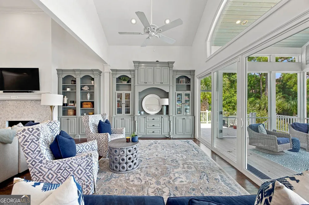 507 Palm Harbor RD St. Simons, GA 31522