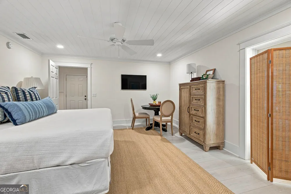 507 Palm Harbor RD St. Simons, GA 31522