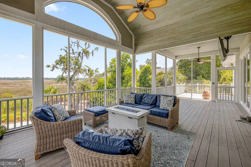 507 Palm Harbor RD St. Simons, GA 31522