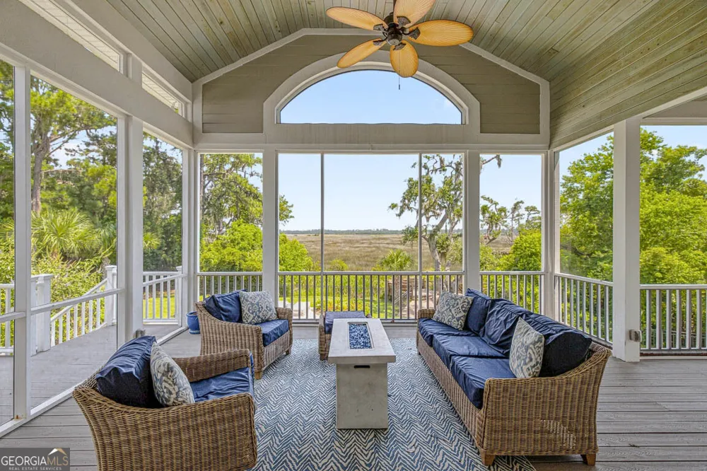 507 Palm Harbor RD St. Simons, GA 31522