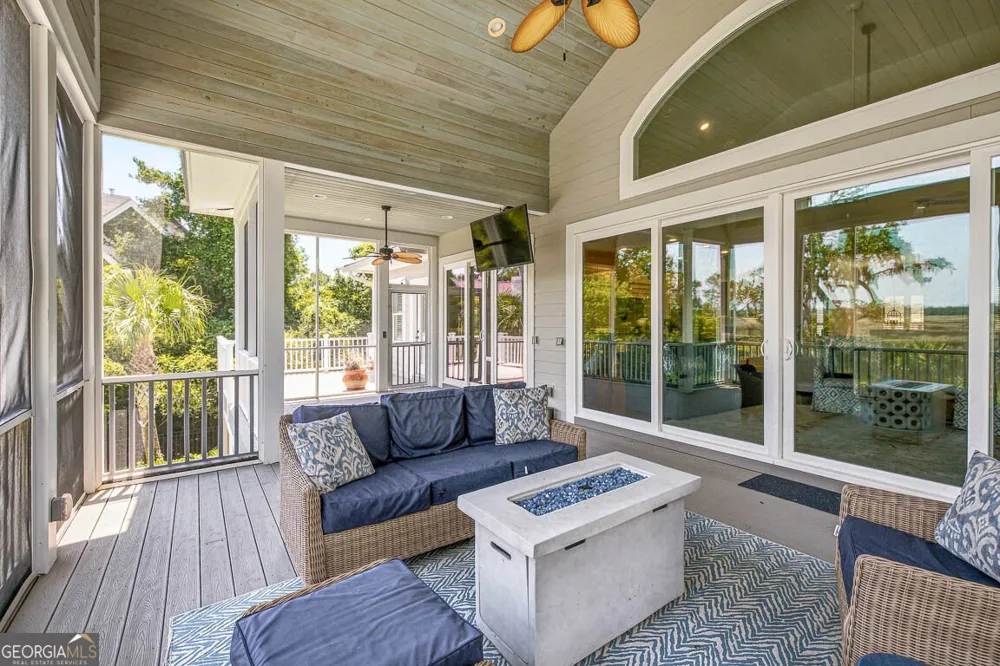 507 Palm Harbor RD St. Simons, GA 31522