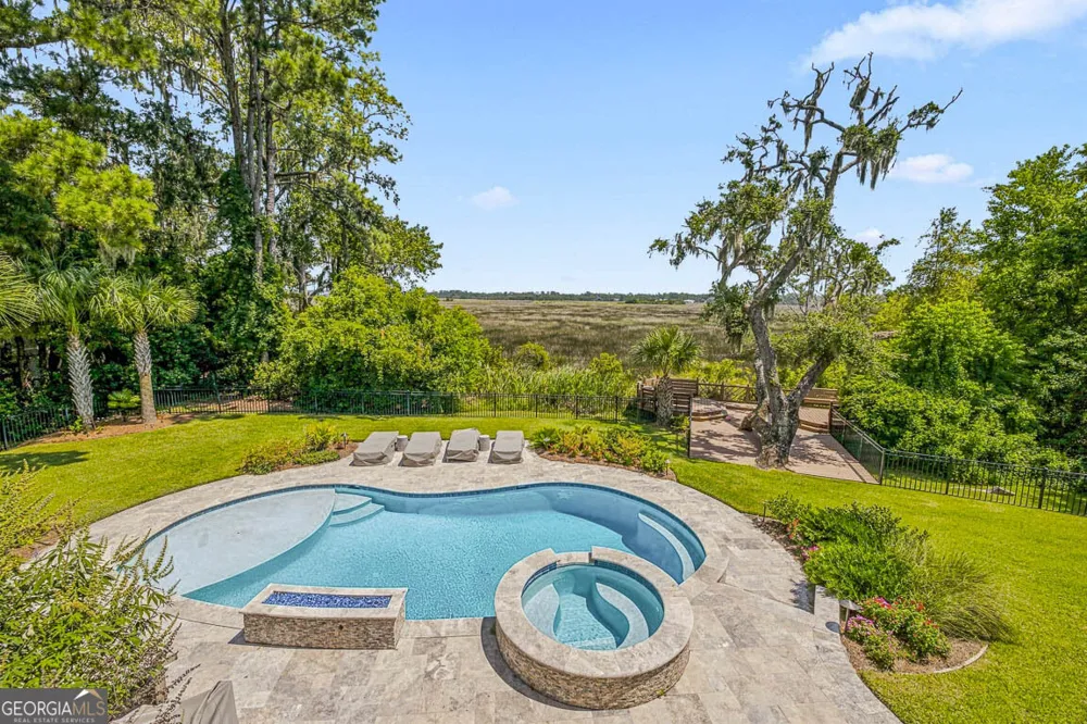 507 Palm Harbor RD St. Simons, GA 31522