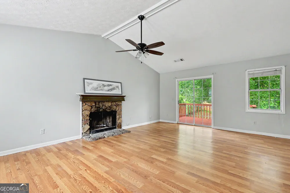 407 Sheppard Crossing CT Stone Mountain, GA 30083