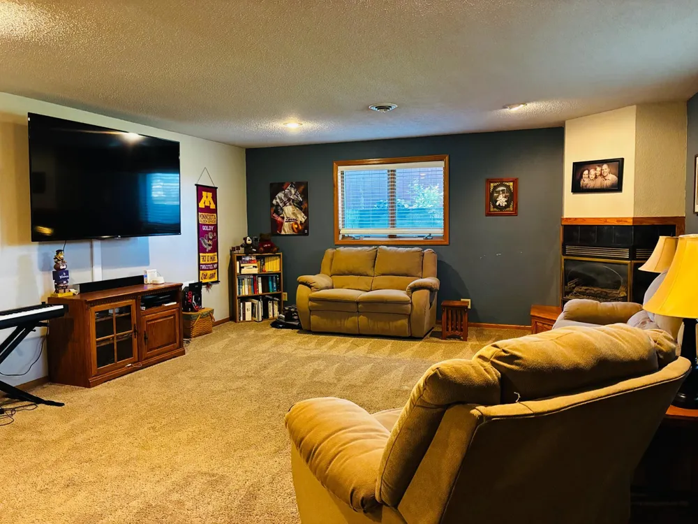 1960 Willow Avenue Worthington, MN 56187