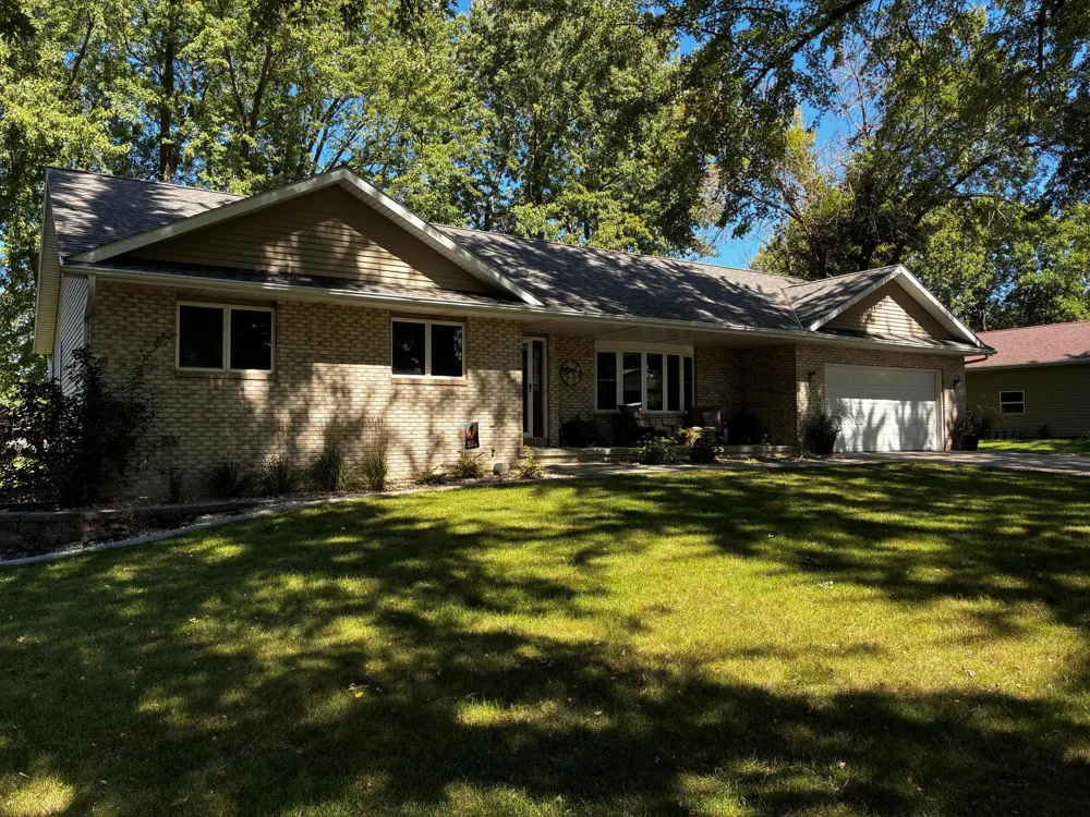 1960 Willow Avenue Worthington, MN 56187