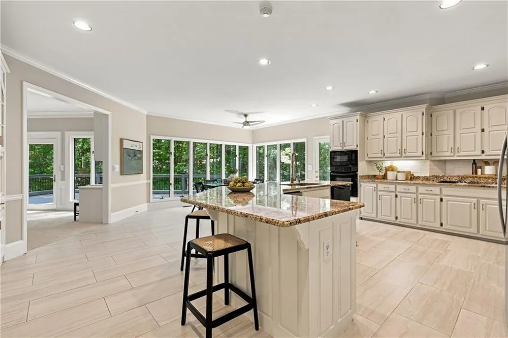 2175 River Cliff Drive Roswell, GA 30076